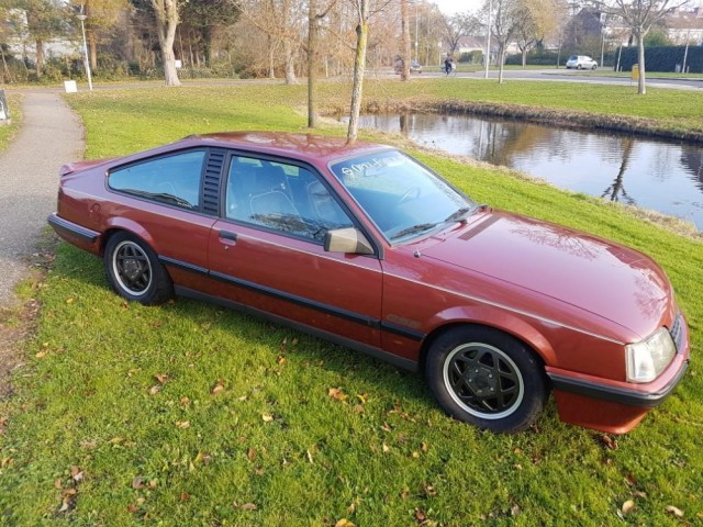 Opel Monza EZ 10 84